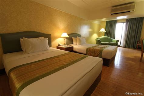 hotel in buendia pasay|20 TOP Hotels Near Jollibee Buendia Taft, Pasay 2024 .